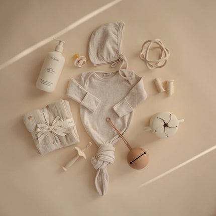 Mushie Babymutsje Bonnet Beige Melange koop je bij Babywinkel