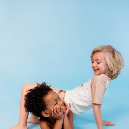 Swim Essentials Zwemshirt Kind Roamer koop je bij Babywinkel