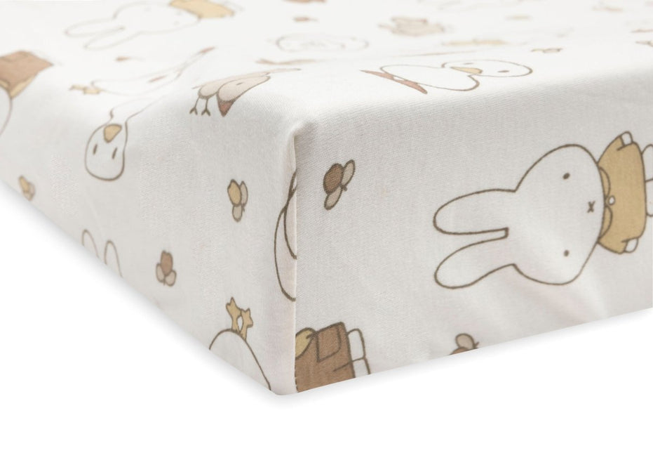Aankleedkussenhoes - Nijntje Family Farm koop je bij Babywinkel