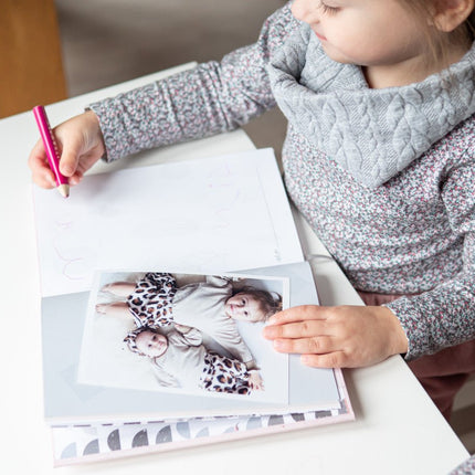 Babyboek smoke roze - Babywinkel - 9789083164878