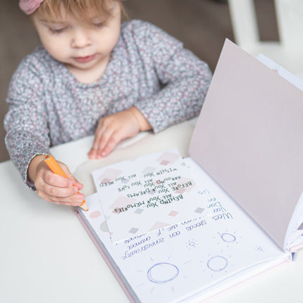 Babyboek zachtgroen - Babywinkel - 9789083164861