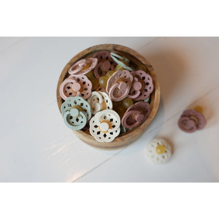 BIBS Speen Maat 2 Latex Boheme Ivory koop je bij Babywinkel