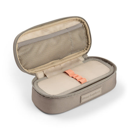 Done By Deer Pennen Etui Tiny Trails Sand koop je bij Babywinkel