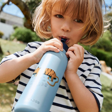 Falk Water Bottle 500 ml Tiger/ Beach Blue koop je bij Babywinkel