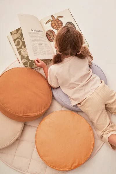 Kid's Concept Kussen Vloer Gebroken Wit 40cm koop je bij Babywinkel