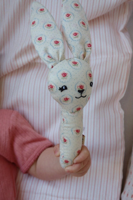 Konges Slojd Rammelaar Konijn Mirage koop je bij Babywinkel