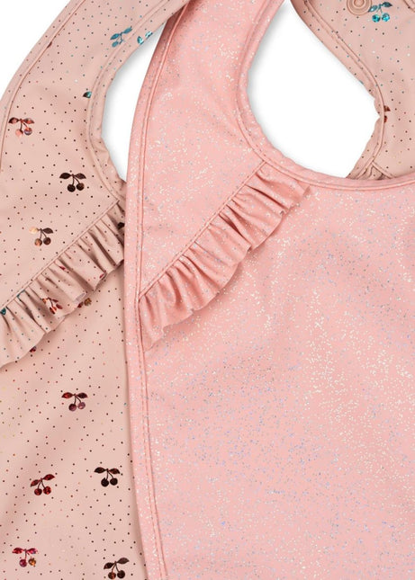 Konges Slojd Slabbetje Frill Cherry Sparkle 2St koop je bij Babywinkel