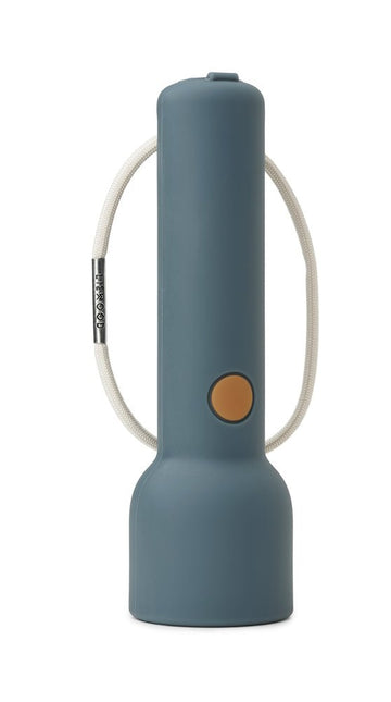 Liewood Zaklamp Whale blue / almond mix koop je bij Babywinkel