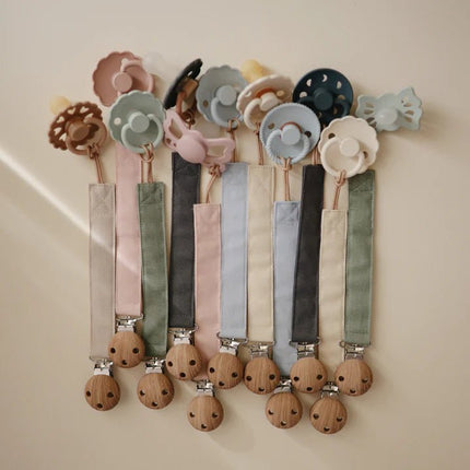 Linen Pacifier Clip 2 - Pack - Mushie - Babywinkel - 840355800630