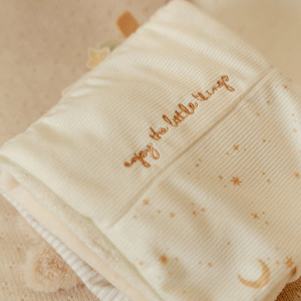 Little Dutch Activiteitenboekje Newborn Naturals koop je bij Babywinkel