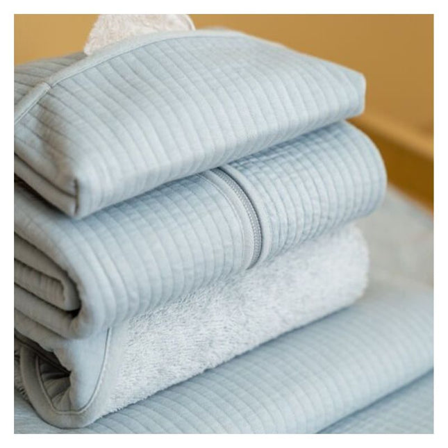 Little Dutch Badcape Baby Pure Soft Blue - Babywinkel - 8718734811411