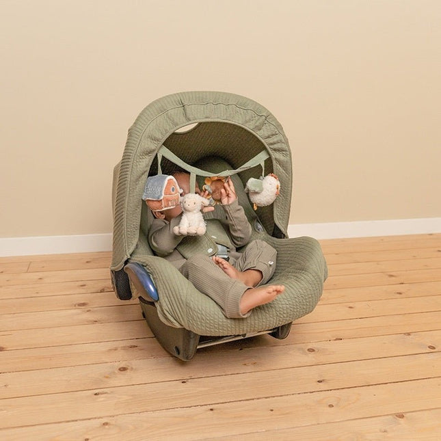 Little Dutch Hangspeeltje Autostoel Little Farm koop je bij Babywinkel
