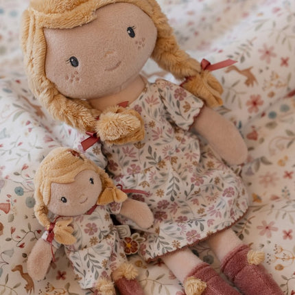 Little Dutch Knuffelpop Julia 35cm koop je bij Babywinkel