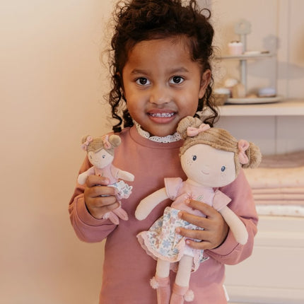 Little Dutch Knuffelpop Rosa 35cm koop je bij Babywinkel