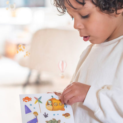 Little Dutch Raamstickers Jim En Friends - Little Dutch - Babywinkel - 8714274125575