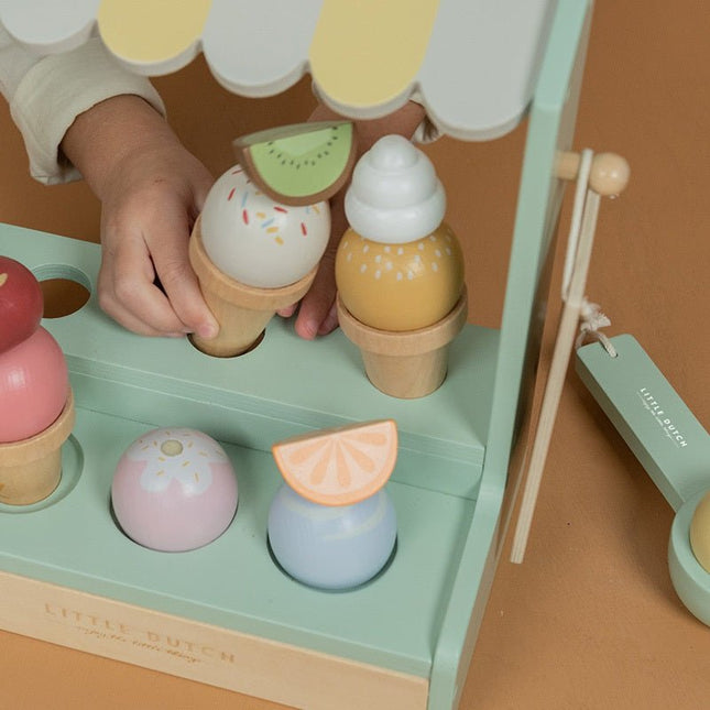 Little Dutch Speelgoed Ijskraam Blauw koop je bij Babywinkel