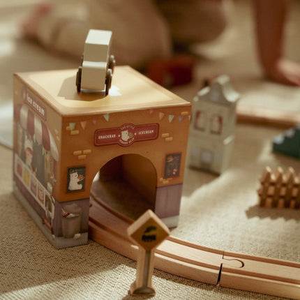 Little Dutch Stapeltoren Incl. 6 Auto's koop je bij Babywinkel