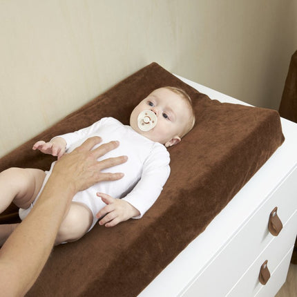 Meyco Aankleedkussenhoes Velvet Chocolate - Meyco - Babywinkel - 4054703516197