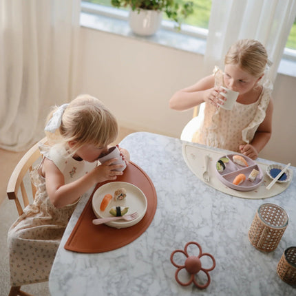 Mushie Placemat Black Daisy - Mushie - Babywinkel - 810052468433