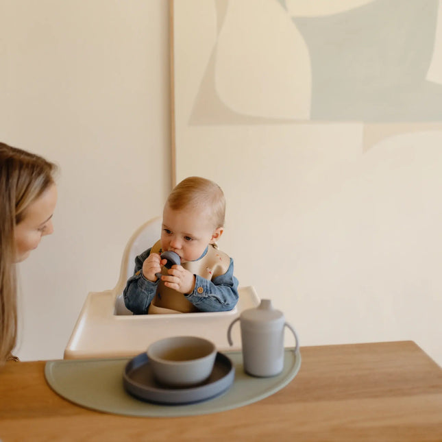Mushie Slabbetje Silicone Rocket - Mushie - Babywinkel - 7426999778486
