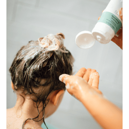 Naif Baby Shampoo Baby en Kids 200ml - Naif - Babywinkel - 8717953117304