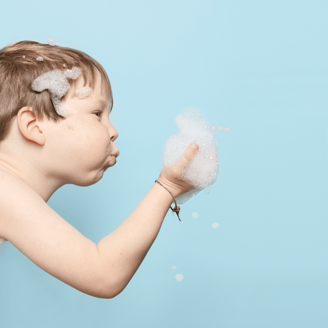 Naif Badschuim Voor Baby en Kids Navulverpakking 500ml koop je bij Babywinkel
