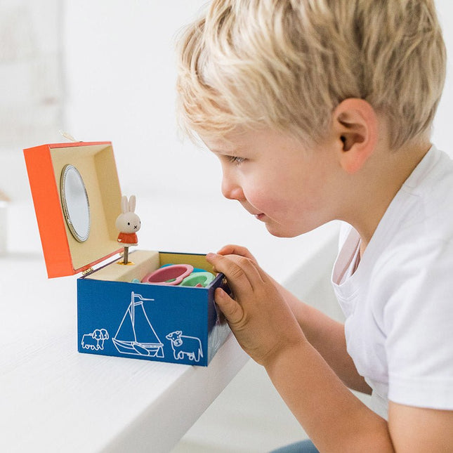 Nijntje Sieraden Doosje Met Muziek - Babywinkel - 8716473330989