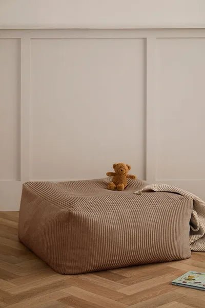 Kid's Concept Poef Brown koop je bij Babywinkel