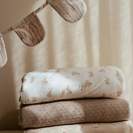Slinger met vlaggetjes - Pure Soft Beige - Babywinkel - 8721122584477