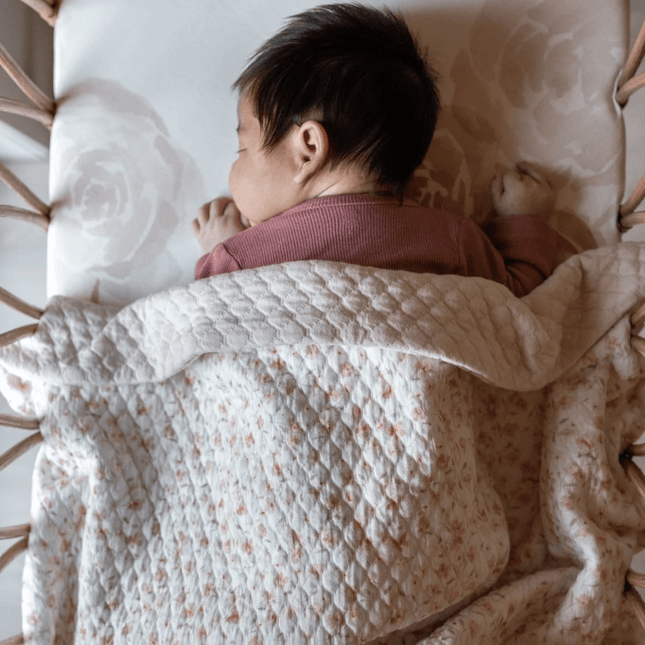 Yumi Baby Wiegdeken Fleur De Jardin 75x100cm koop je bij Babywinkel